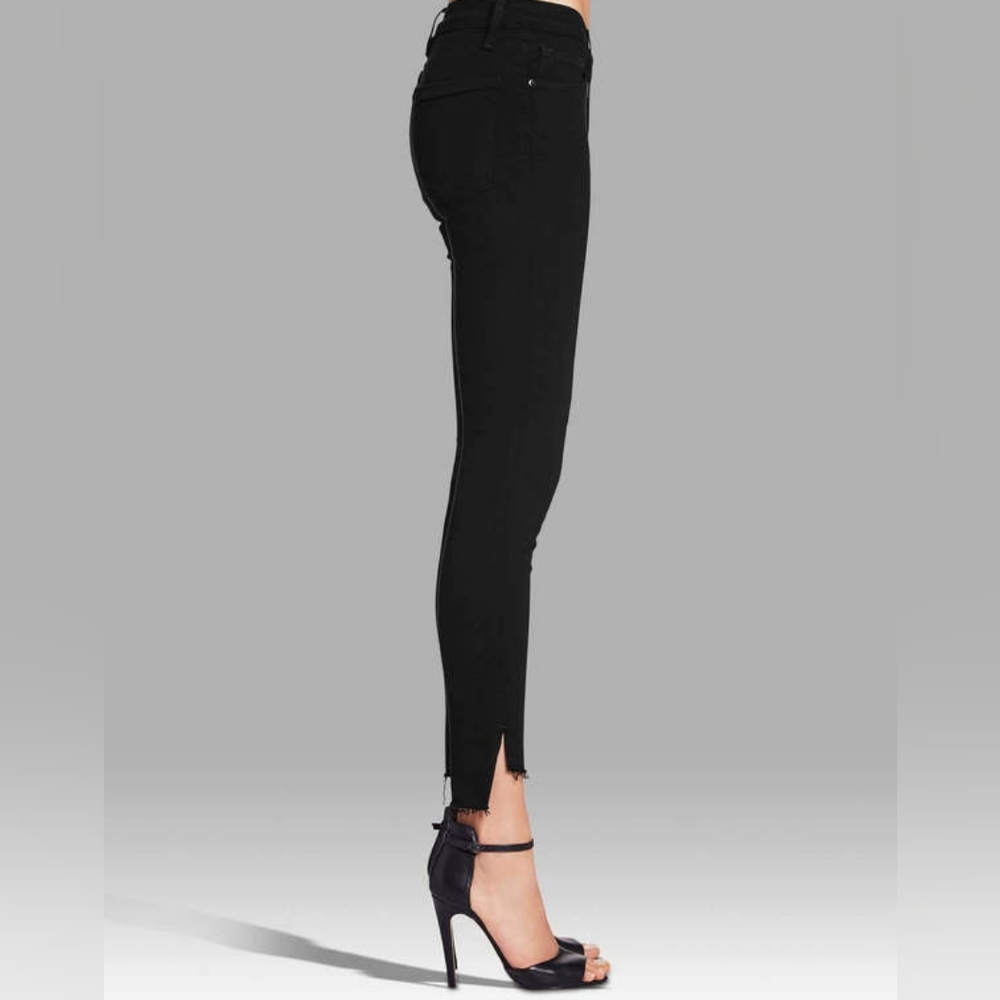 NWOT Le Skinny De Jeanne Raw Stagger Mid Rise Cropped Skinny Jeans in Fi…